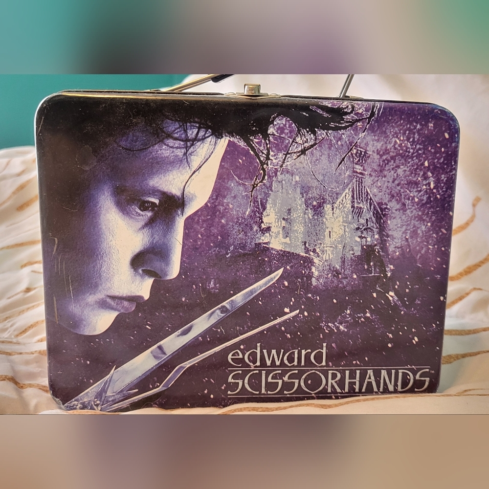 Edward Scissorhands Purple Metal Lunchbox